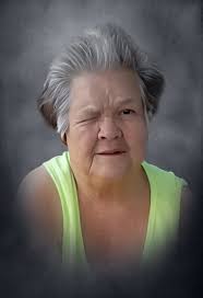 Faye Akins's Instagram, Twitter & Facebook