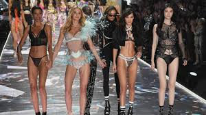 Adriana lima's victoria's secret fashion show looks. Adriana Lima Tears Up During Final Victoria S Secret Fashion Show And Her Fans Are Crying Even Harder Entertainment Tonight