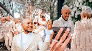 A traditional somali traditional dress & attires | picture gallery. Everything About Somizi Mohale S White Wedding The Venue The Dress Code The Food More Youtube