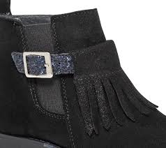 Après les boots à boucles, celles à paillettes, voici celles à franges : Boots Noir A Frange