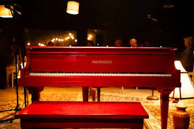 Gilberto Ferrer • Facebook