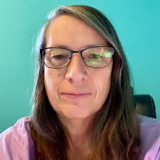 Who makes ceramic Christmas trees?