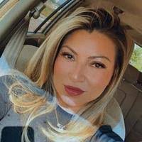 Tania Herrera's Instagram, Twitter & Facebook