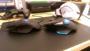 There are no downloads for this product. Logitech G402 Hyperion Fury Review