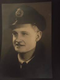 If you have 10 minutes I want to share a Seaview Journey and Carolines  VIDEO. This we I started 2 weeks ago when I visited St Peters and paid  private respects to