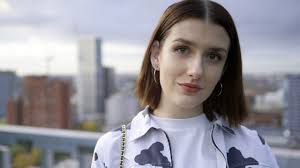 Quiero mostrarles a los niños trans que las cosas mejoran": la joven de 20  años que documentó su transición