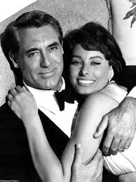 Sophia loren and marlin brando are taking a break when filming the 1967 movie, the countess from hong kong. Sophia Loren Reveals Her One Regret And The Details Of Her Affair With Cary Grant Dusty Old Thing