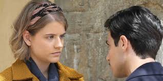 Τα σκαλιά της εκκλησίας ετοιμάζονται να ανέβουν αύριο η δανάη μιχαλάκη και ο γιώργος παπαγεωργίου σε έναν γάμο. Danah Mixalakh H Drosw Apo Tis Agries Melisses Se Dhmosia Emfanish Me Ton Syntrofo Ths Kai Oi Dyo Me Total Black Eikones Gynaika Iefimerida Gr