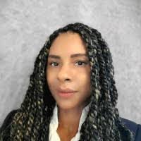 Ramona Upton's Instagram, Twitter & Facebook