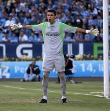 140, parágrafo 3º do código penal). Com Aranha De Saida Santos Acerta Com Vanderlei Do Coritiba Futebol Interior