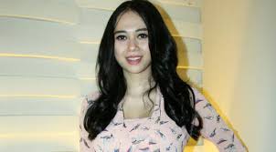 Hasil gambar untuk aura kasih