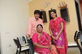 Actor sivakarthikeyan on tuesday shared first photo of his baby boy. Sivakarthikeyan Family Photos Wife Daughter Parents Marriage