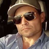 40+ "Daniel Armour" profiles