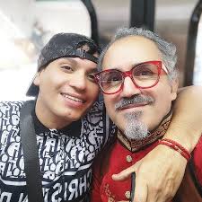 La vida está hecha de amor. Celebrando al cumpleañero de 30 años, contigo  hijo mío todo ha sido aprendizaje. @visera.1313 @hernanfuentescruz