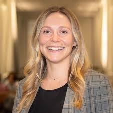 Lauren Fogarty's Instagram, Twitter & Facebook