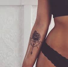 Rose Kompass Tatowierungen Madchen Bein Tattoos Tattoo Ideen