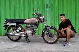 03:21 kumpulan modifikasi gl100 terkeren hayu gaes. Honda Gl Max Cirebon High Speed Artistic