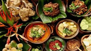 Admin mengumpulkan informasi puisi tentang makanan sehat dan bergizi. Puisi Makanan Oleh Annaaffend