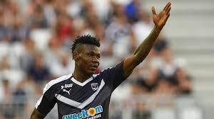 There was a worrying sight after six minutes as bordeaux's samuel kalu collapsed outside the home penalty box without any contact with an opposition player. Samuel Kalu S Bordeaux Held At Home By Moses Simon S Nantes In Ligue 1 Opener Goal Com