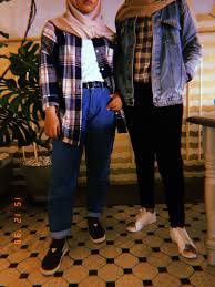 Check spelling or type a new query. 90 S Hijab Version Outfit Model Pakaian 90 An Model Pakaian Gaya Grunge