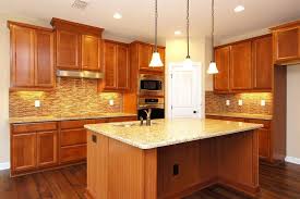 Maple Cognac Wood Kitchen Cabinets With Wood Looking Tile Flooring Google Search Kitchen Remodel Kitchen New Kitchen