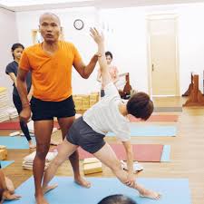 yoga dham iyengar yoga center balancegurus