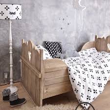 kinderkamerstylist on instagram zwart witte meidenkamer erg leuk gestyled door saartjeprum de muur kids room inspiration kid room style children room girl