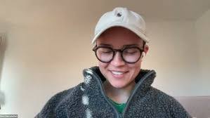 Alison Sumner's Instagram, Twitter & Facebook