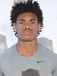 Dominique Walker's Instagram, Twitter & Facebook