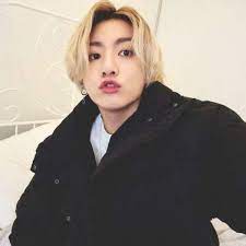 Maybe you would like to learn more about one of these? Bts Jungkook S Selfie Becomes 2021 S 2nd Most Liked Tweet