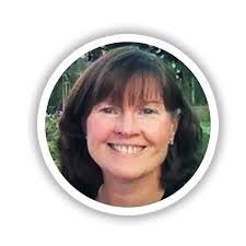 Aimee Bennett's Instagram, Twitter & Facebook