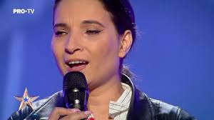 Românii au talent au atras pe publicul comercial aproape 550.000 de persoane și o cotă de piață de 42%. Ana Maria Pantaze I D Rather Go Blind Romanii Au Talent 2019 Youtube