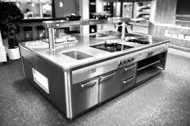 rvs kookeiland met apparatuur volledige naadloos ingelast in het blad in hygiene uitvoering h2 keuken opstellingen restaurantkeuken keuken idee
