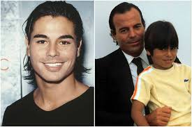 Maybe you would like to learn more about one of these? Enrique Iglesias Famous Spanish Singer And His Celebrity Family