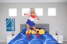 ▷ Cecelia Taylor in Horny Cosplay (Photo 1) | Tiny 4k