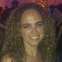 Shelley Duran's Instagram, Twitter & Facebook