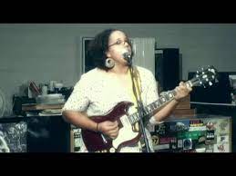 From the new album sound & color available now.itunes: Alabama Shakes Hold On Live From The Shoals 8 21 2011 Youtube