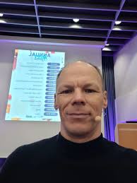 Leon Mcdonnell's Instagram, Twitter & Facebook