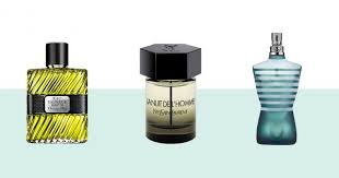 La base est crémeuse de bois de santal et d'ambre blanc, le cœur est fleur de lotus, orchidée et rose bulgare, tandis que le dessus est soyeux vanille. Top 10 Des Parfums Pour Homme Les Plus Vendus Cosmopolitan Fr