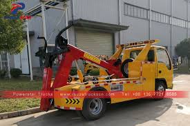 Cambodia Isuzu Wrecker Tow Truck Medium Duty Road Recovery Vehicle For Sale Https Www Isuzutruckscn Com Cambodia 1 Unit Isuzu Trucks Flatbed Towing Tow Truck