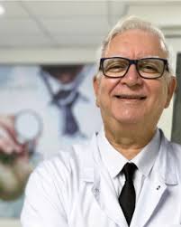 Dr. Rodrigo Daniel SousaOrtopedistaTraumatologista e especialista em  JoelhoCRM: 18703-BA