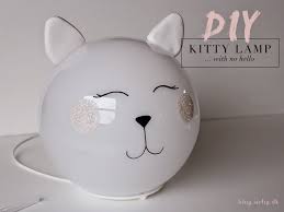 Diy Kitty Lamp Fado Ikea Hack Diy Lampe Ikea Hacks Bornevaerelse