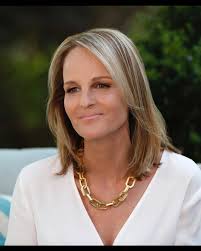 HAPPY BIRTHDAY TO THIS SOULFUL CREATURE @helenhunt you are the bees' knees  ….and my person Thank you for being born. It's made all of us better people  . #happybirthday #helenhunt #❤️