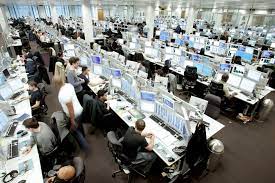Db tradepro provides a unique platform for online share trading in association with sharekhan ltd at deutsche bank india. On The Trading Floor M I