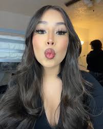 Leslie Medrano (@l3sss.m_) • Instagram photos and videos