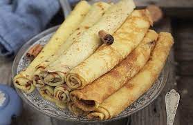 Se pune făina treptat cîte puțin ,apoi apa. Clatite Pufoase Reteta Bunicii Mele Retete Culinare Laura Adamache