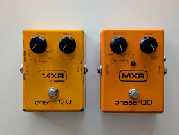 1980 vs 1982 Has anyone compared MXR pedals from 1st box logo era to 2nd  one? I swear the older one sounds better