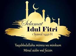 Ja'alanallahu wa iyyakum minal 'aidina wal faizina kullu 'amin wa antum bi khairin. Selamat Hari Raya Idul Fitri 1440 H Ini Arti Minal Aidin Wal Faizin Yang Benar Rancah Post