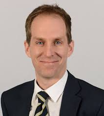 ANNUAL REPORT & ACCOUNTS