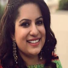 Mallika Dua's Instagram, Twitter & Facebook